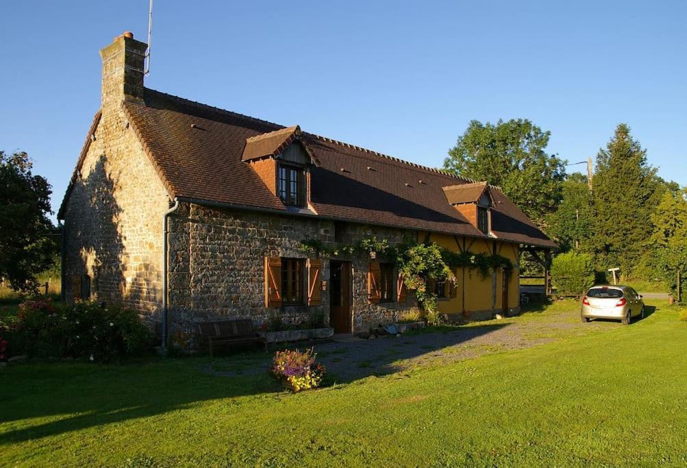 Gite : La Cochetiere : Ancienne Ferme 18Eme Villa Le Grais Esterno foto